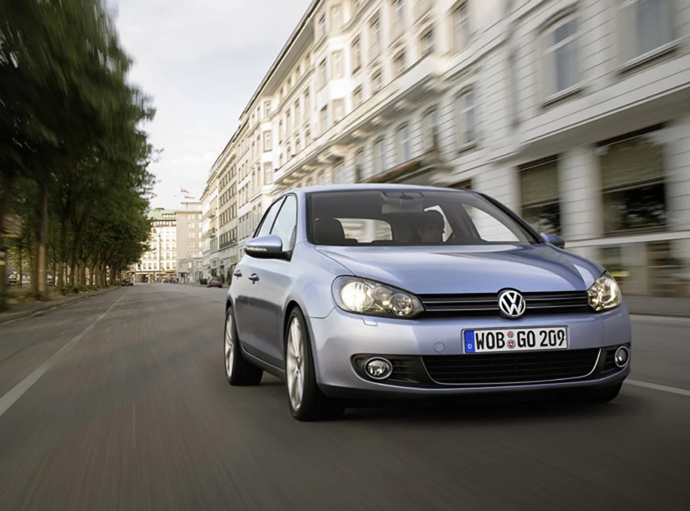 Zobacz, co nowy VW Golf VI kryje w środku