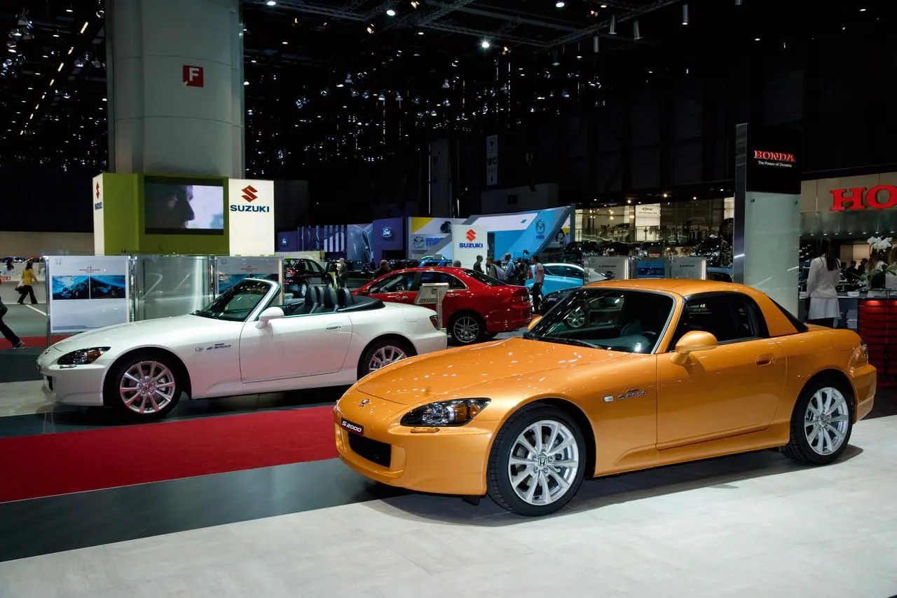 fr_honda_s2000_157717a_1030455.jpg