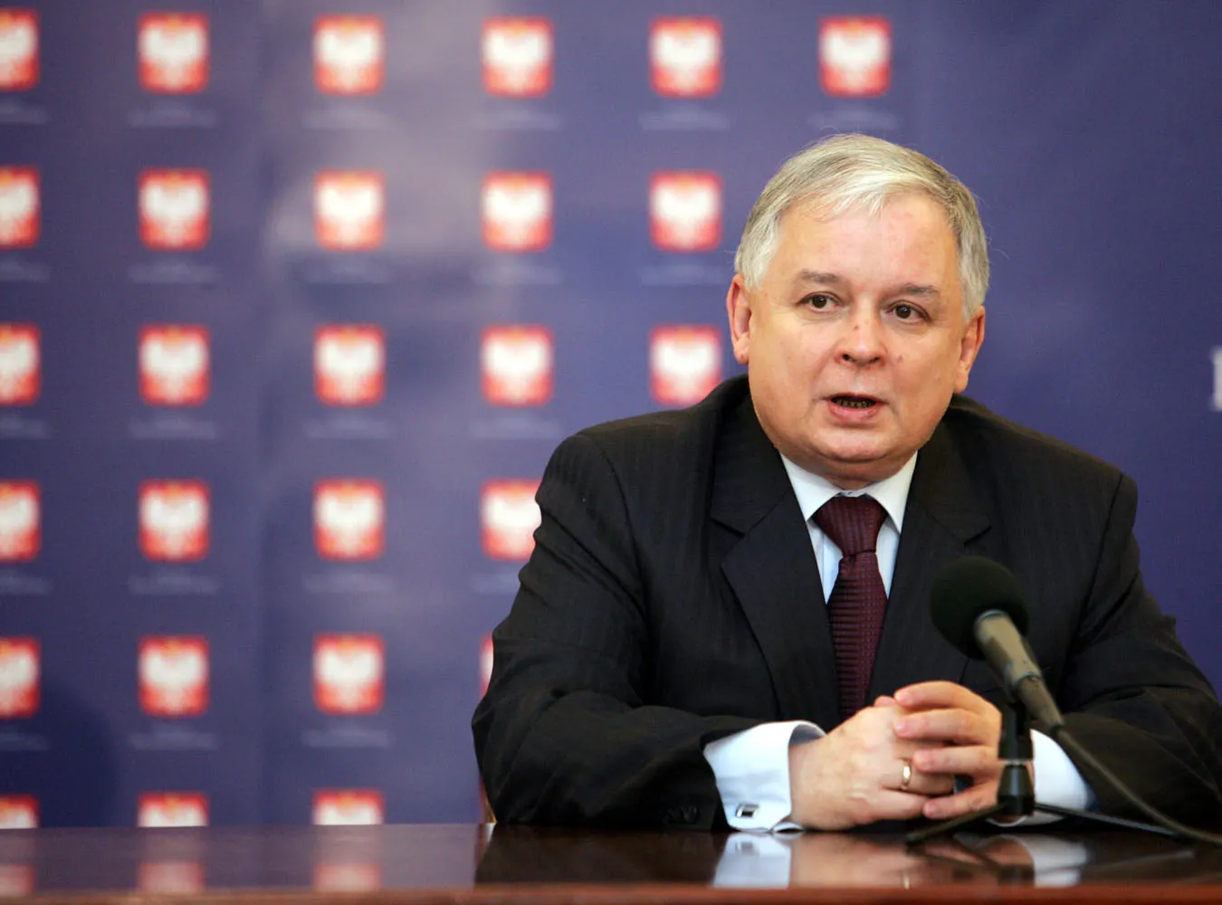 Prezydent chce decydować o zestrzeliwywaniu samolotów