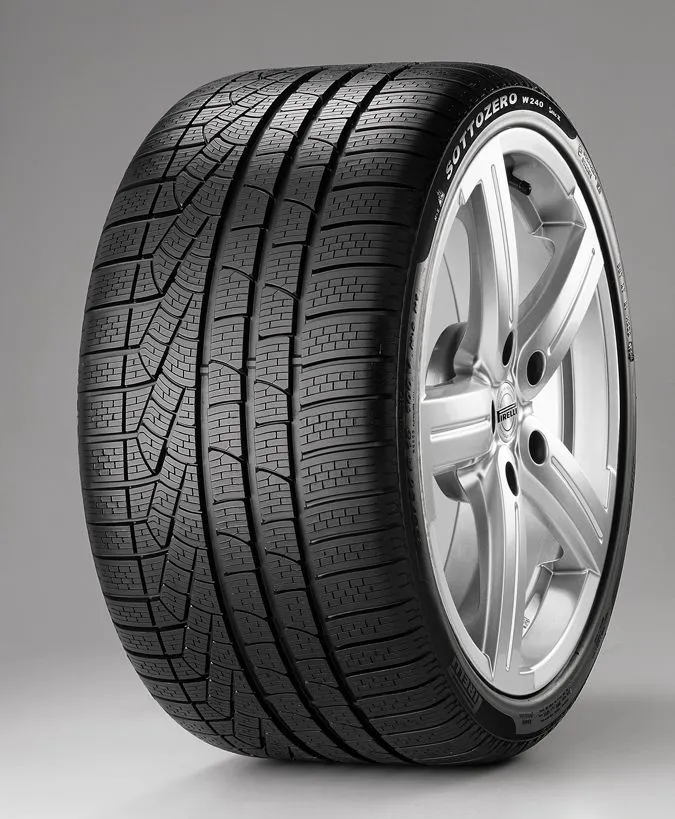 fr_pirelli240ok_136612a_741474.jpg