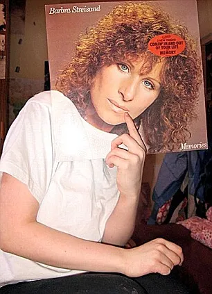 vinyl_faces_27_jpg_217398a_529844.jpg