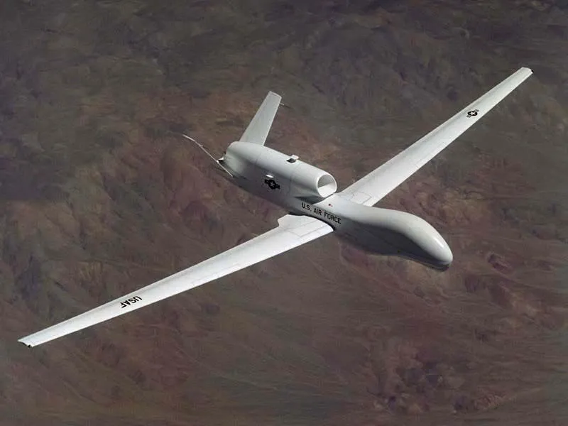 fr_globalhawk_750pix_40002a_86867.jpg