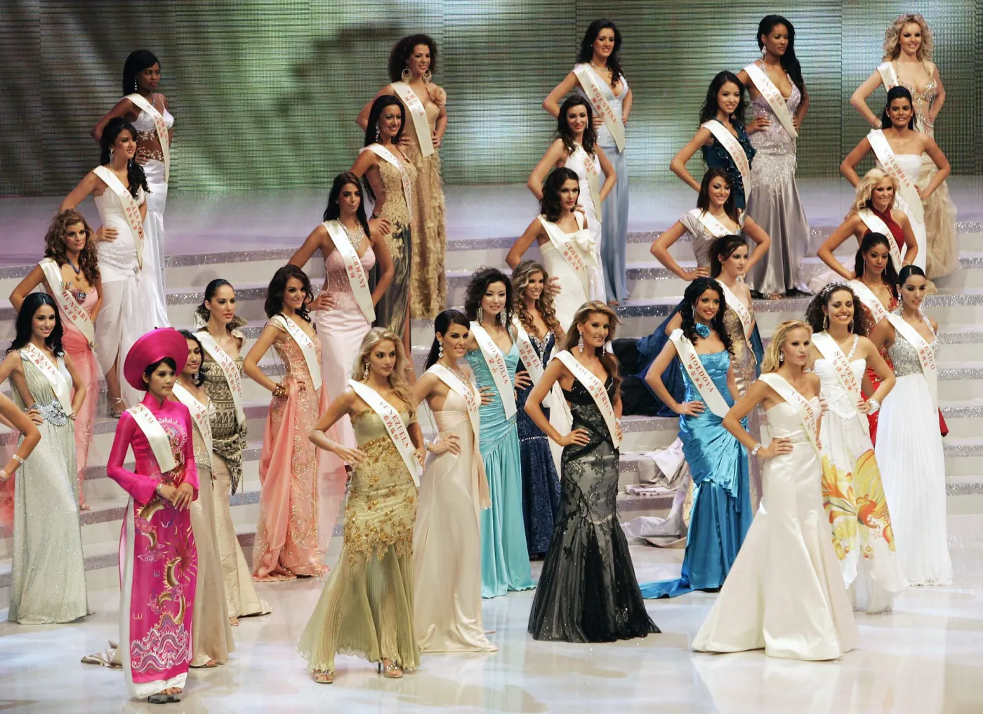 china_miss_world_xaw_26962a_38950.jpg