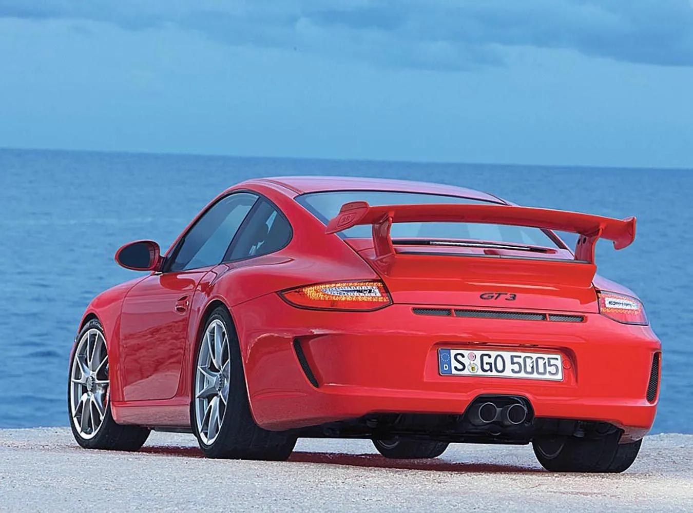 porsche_911_gt_3_158735a_1064979.jpg
