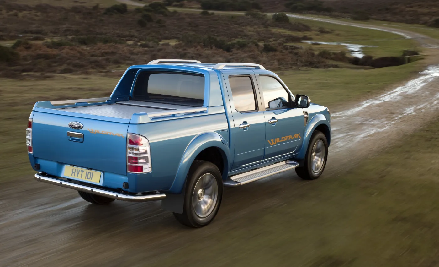 fr_ford_ranger_2_166128a_1272962.jpg