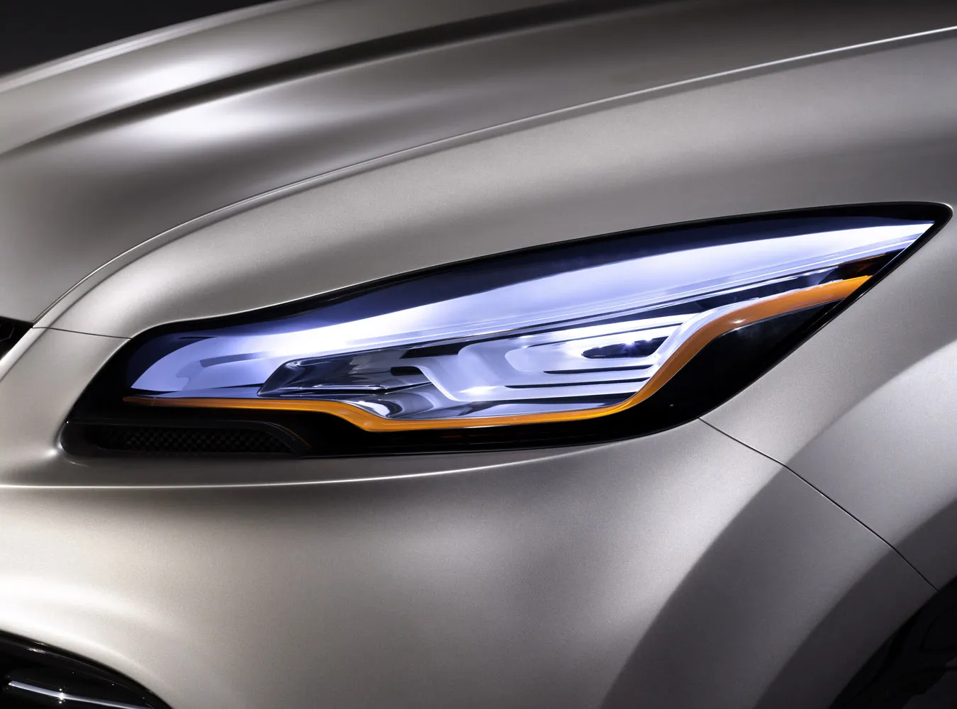 fordvertrekconcept_26_hr_1741936.jpg