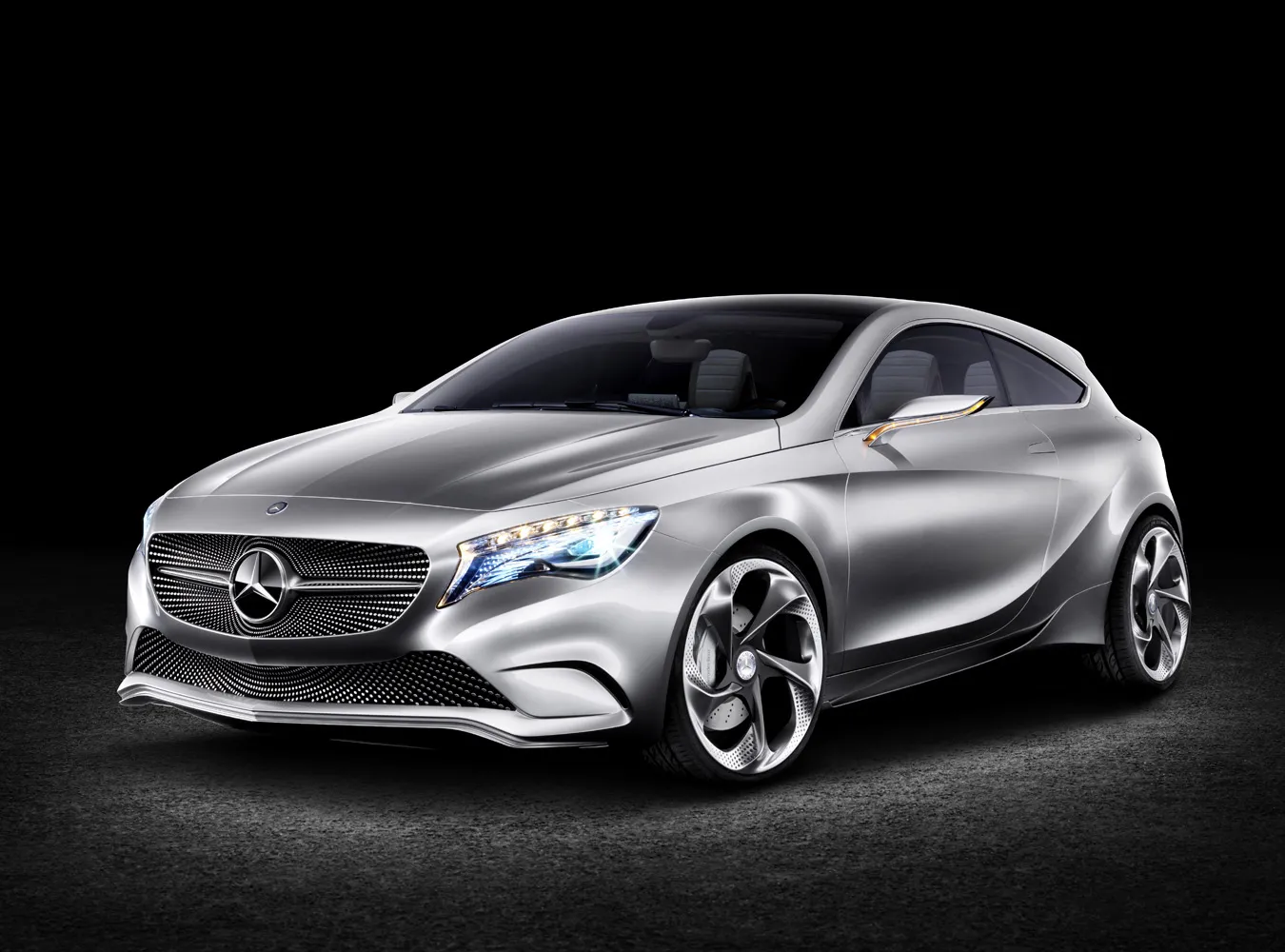 1966852-mercedes-klasy-a-concept.jpg