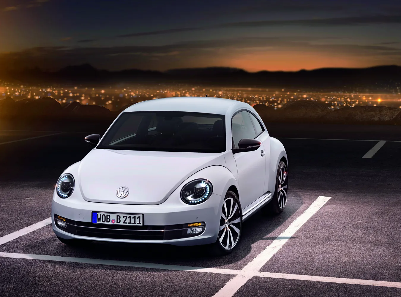 2002534-volkswagen-beetle-nowy-8.jpg