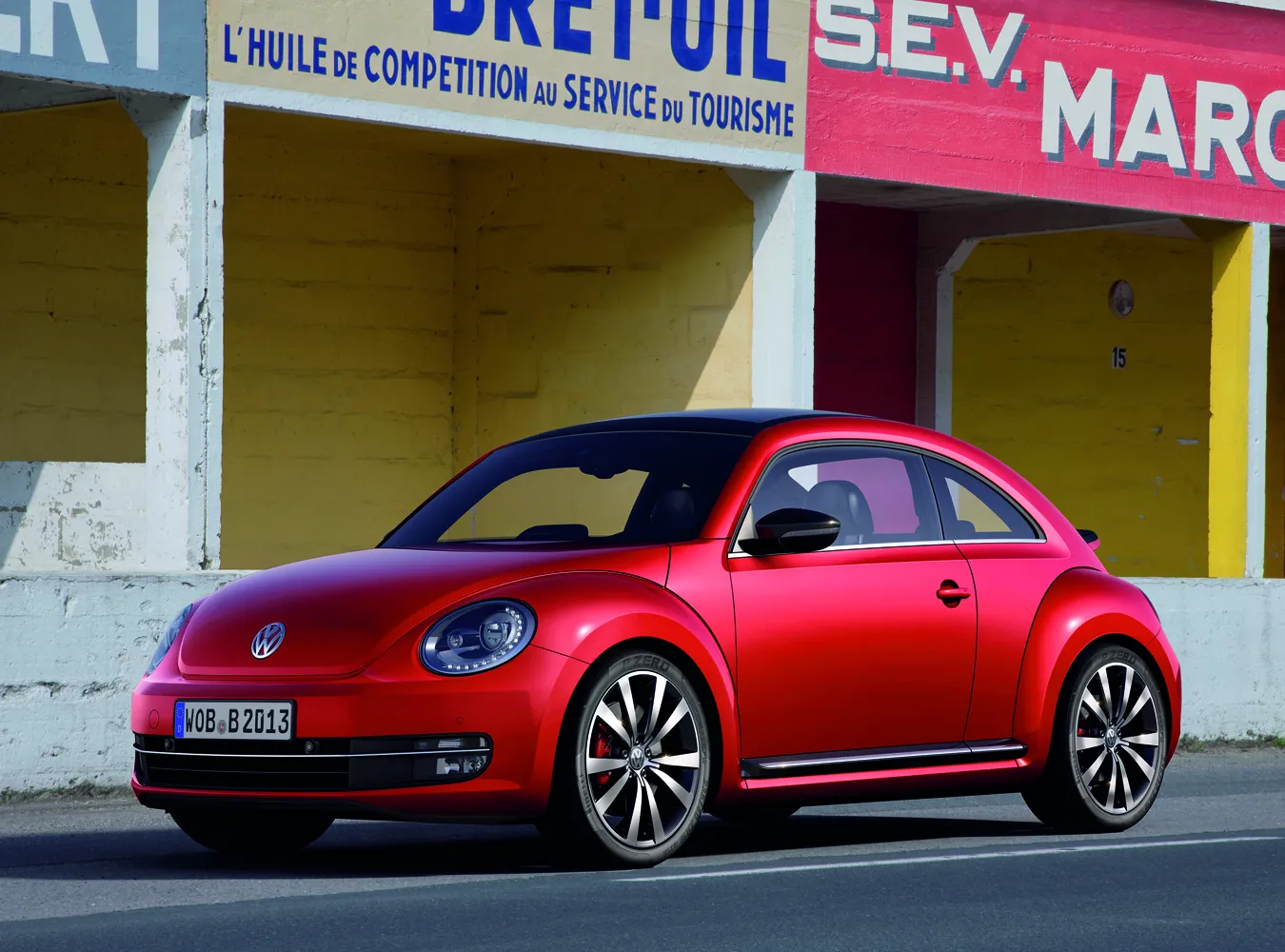2002674-volkswagen-beetle-nowy-12.jpg