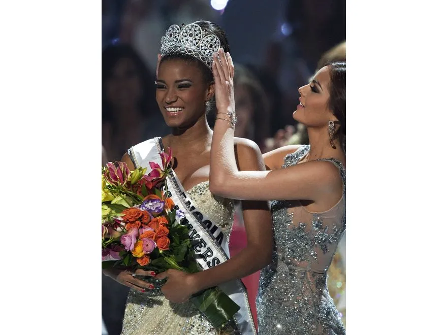 2481872-miss-univ1-epa02914245.jpg
