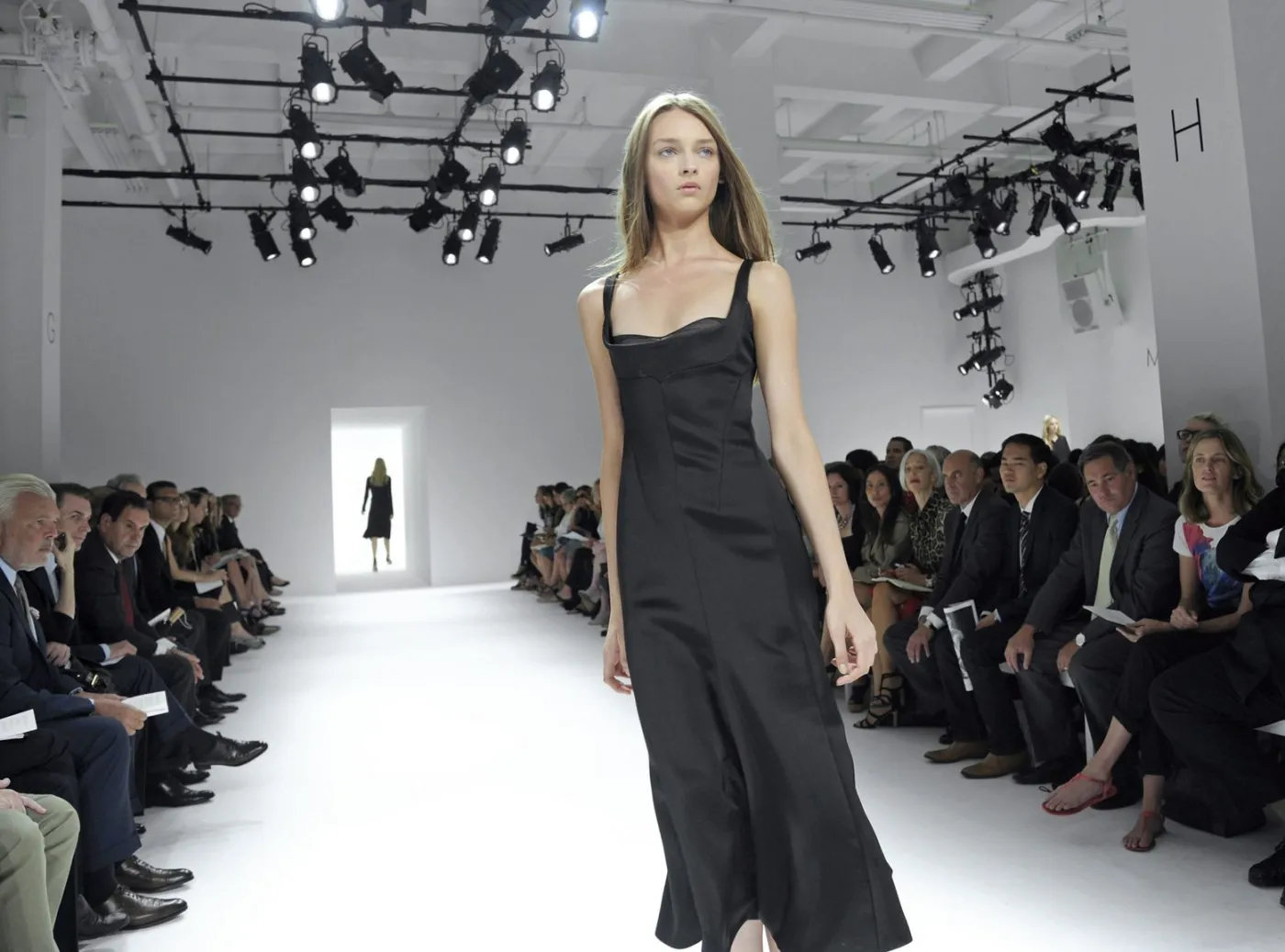 2496643-calvin-klein-wiosna-2012.jpg