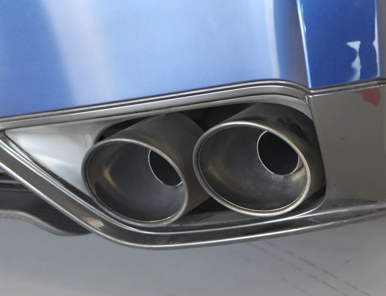 2702183-nissan-gt-r-gtr-2012-nowy.jpg