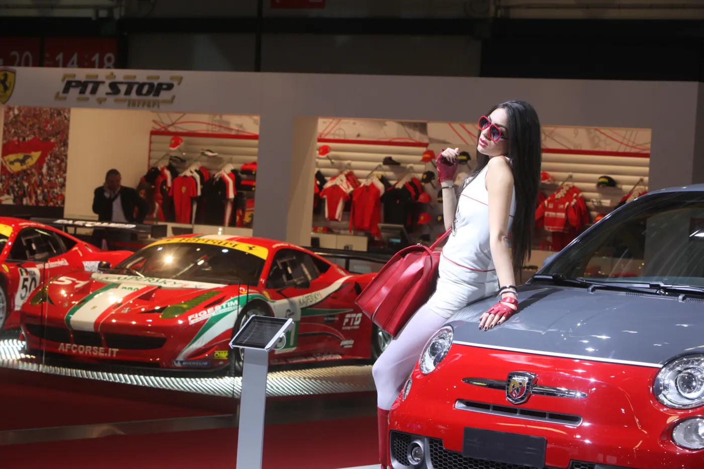 2818715-ms2011-salone-02-12-042.jpg