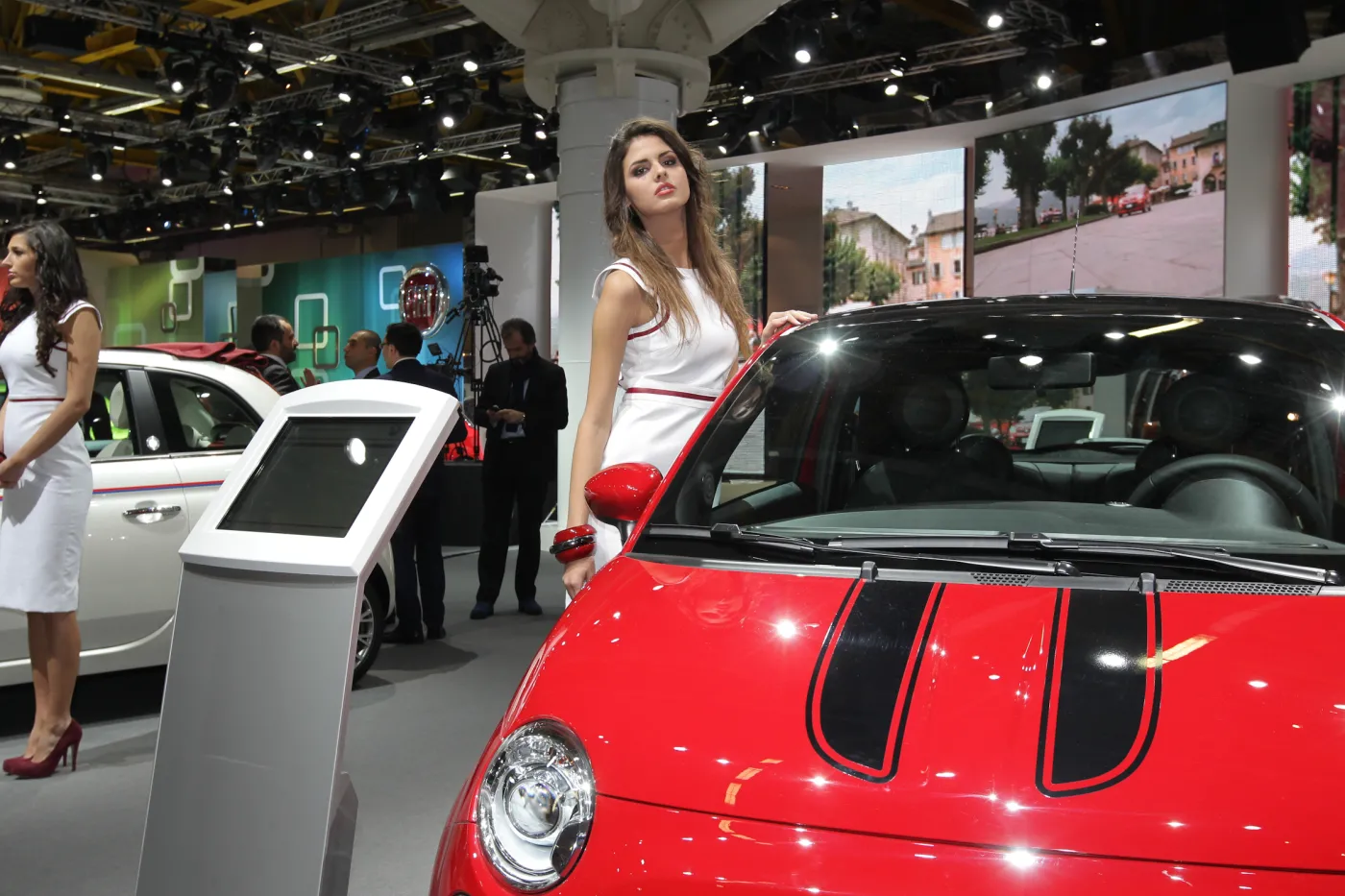2819628-ms2011-salone-01-12-031.jpg