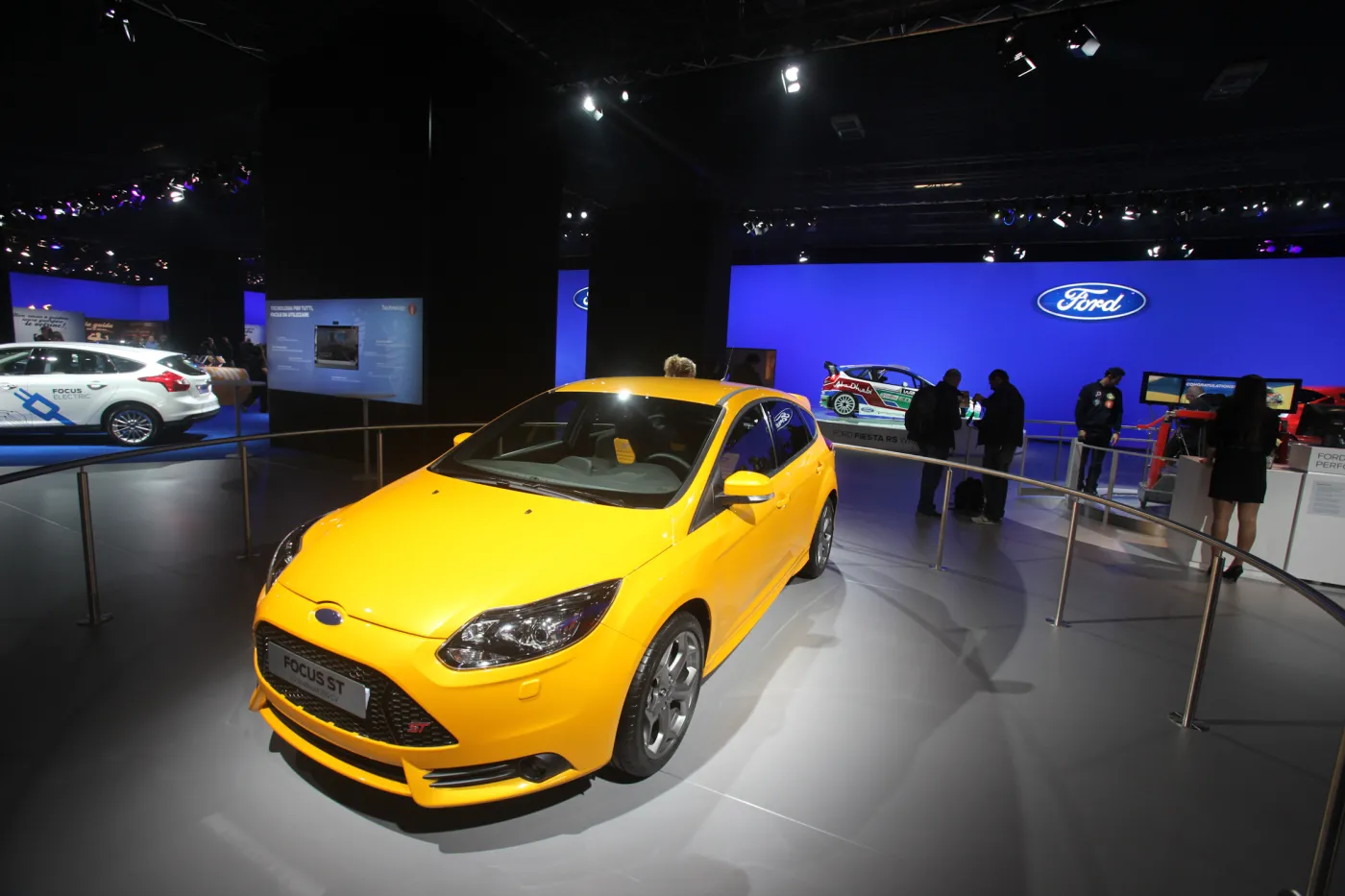 2820141-ms2011-salone-01-12-055.jpg