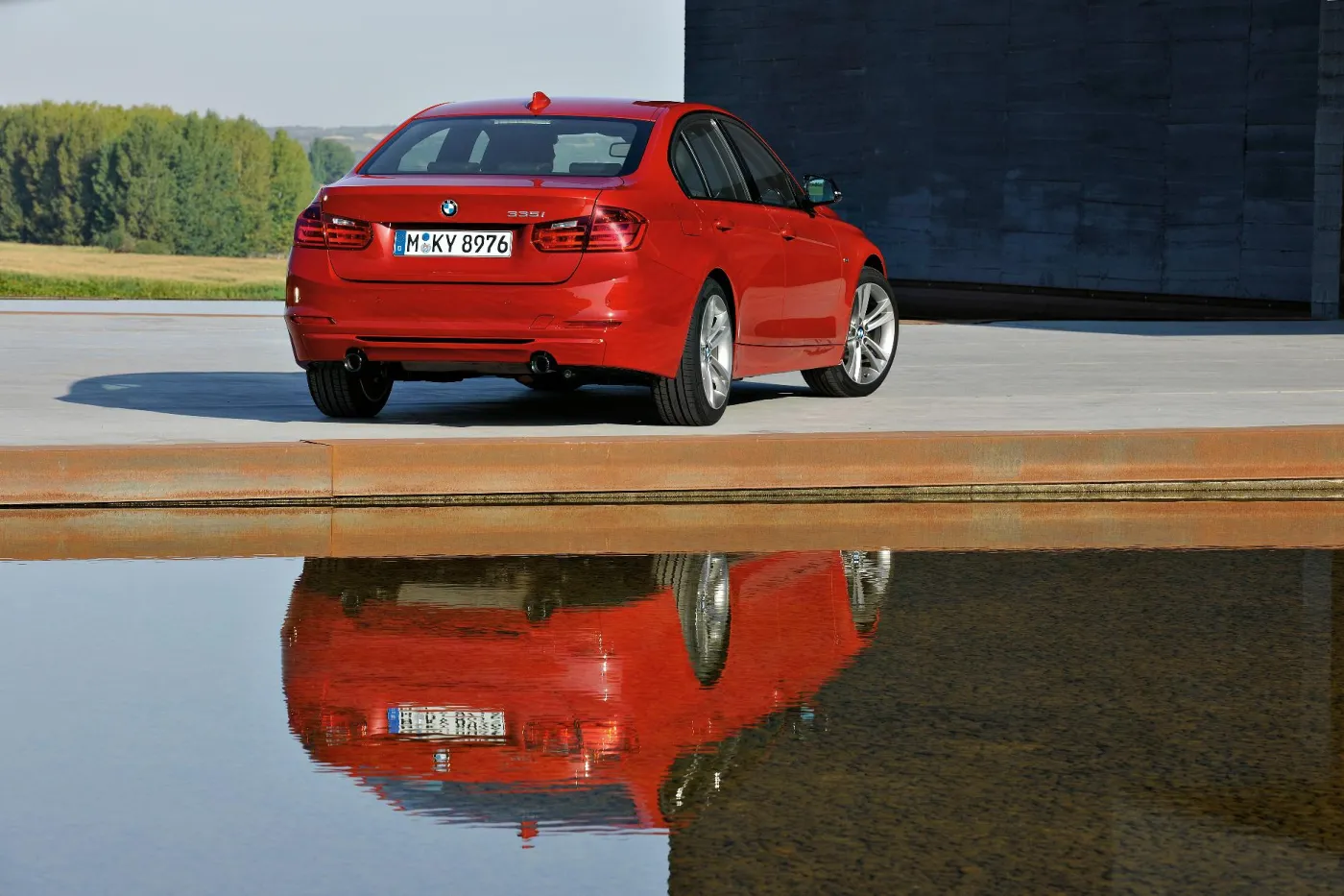 2617552-bmw-serii-3-nowe-new-4.jpg