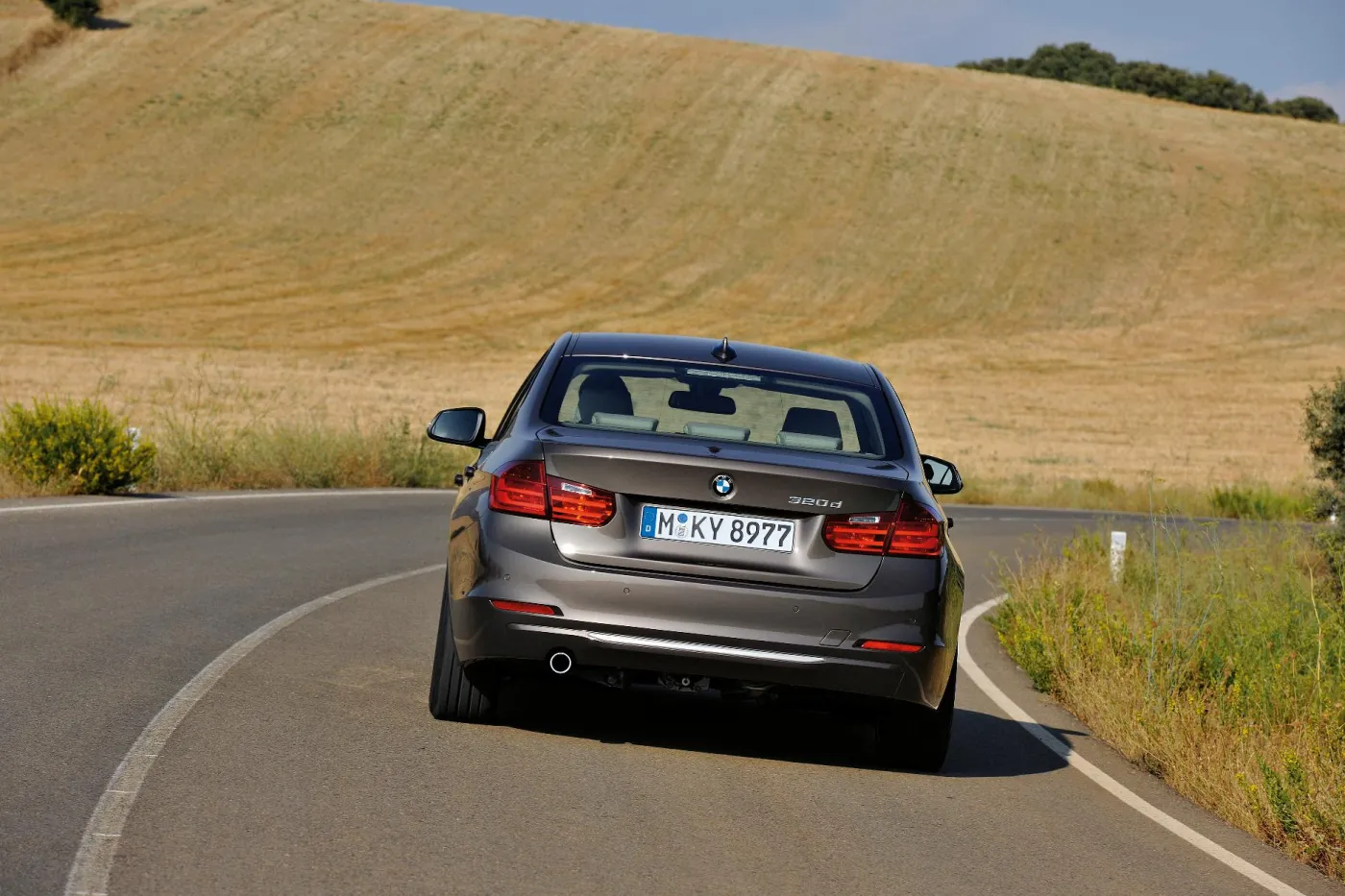 2617768-bmw-serii-3-nowe-new-8.jpg