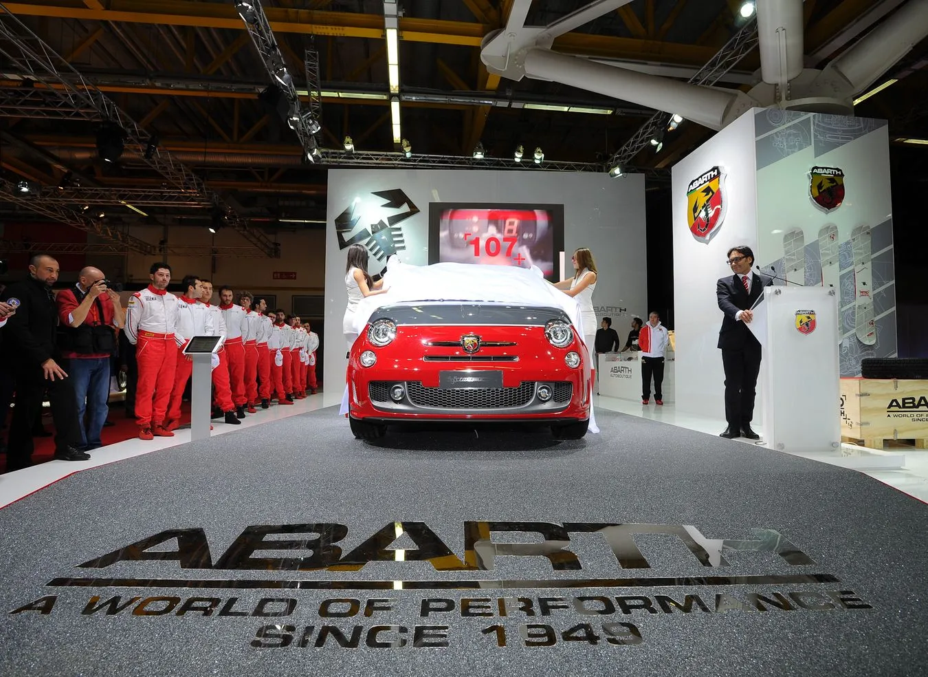2820168-ms2011-salone-01-12-057.jpg