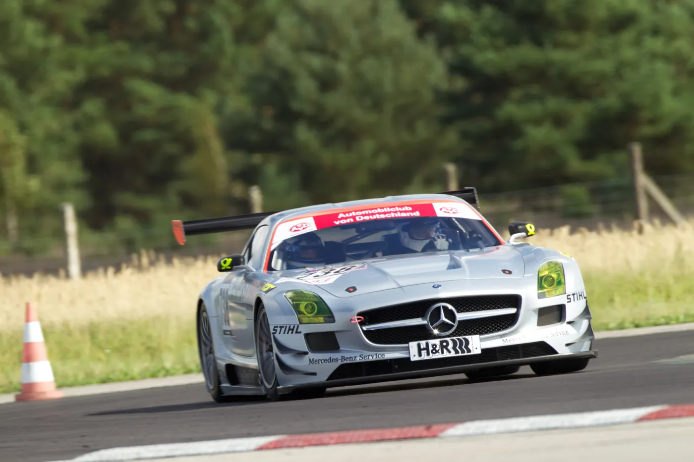 Mercedes SLS AMG GT3