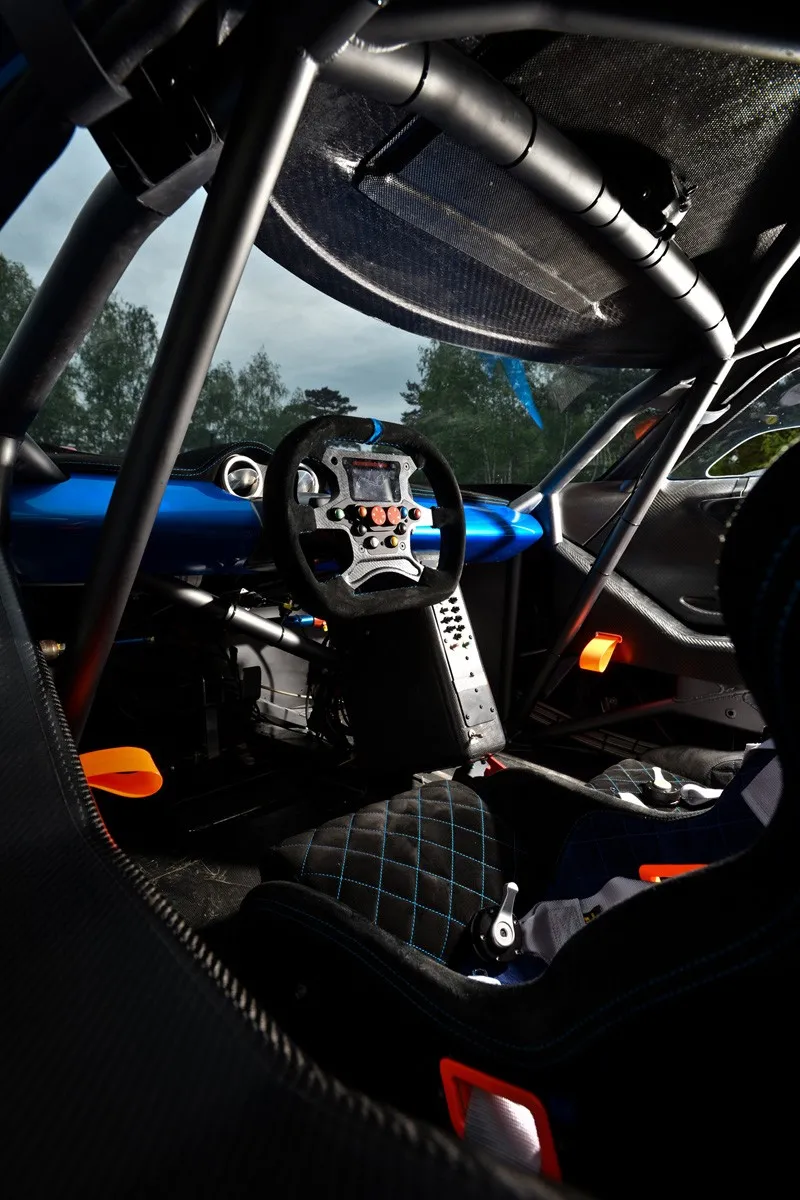3556107-13-renault-alpine-a110-50.jpg