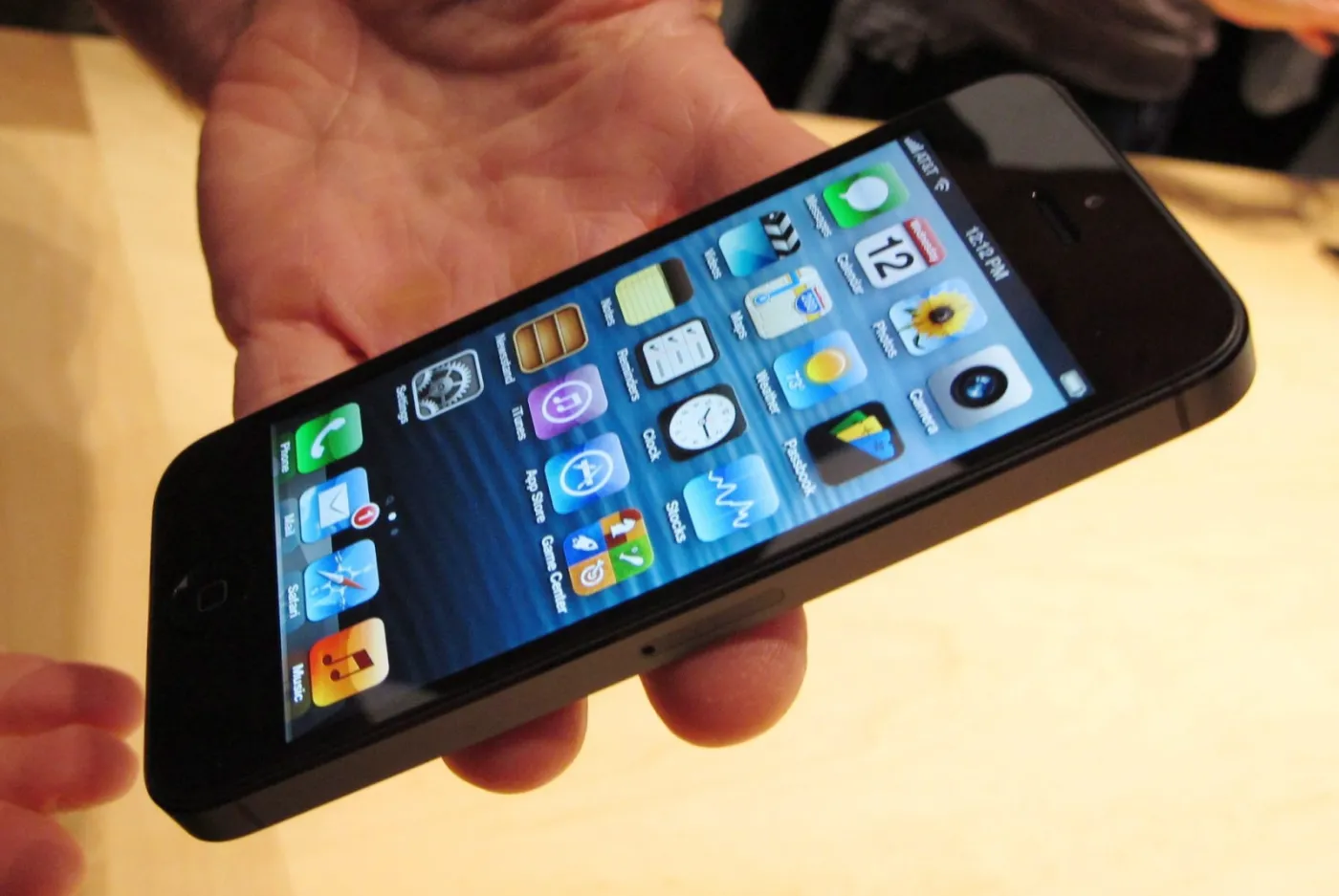 Nowy iPhone 5 firmy Apple