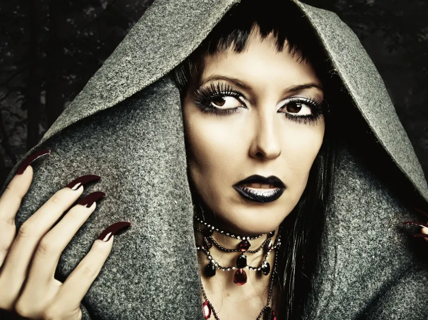 4204444-makijaz-na-halloween-2012.jpg