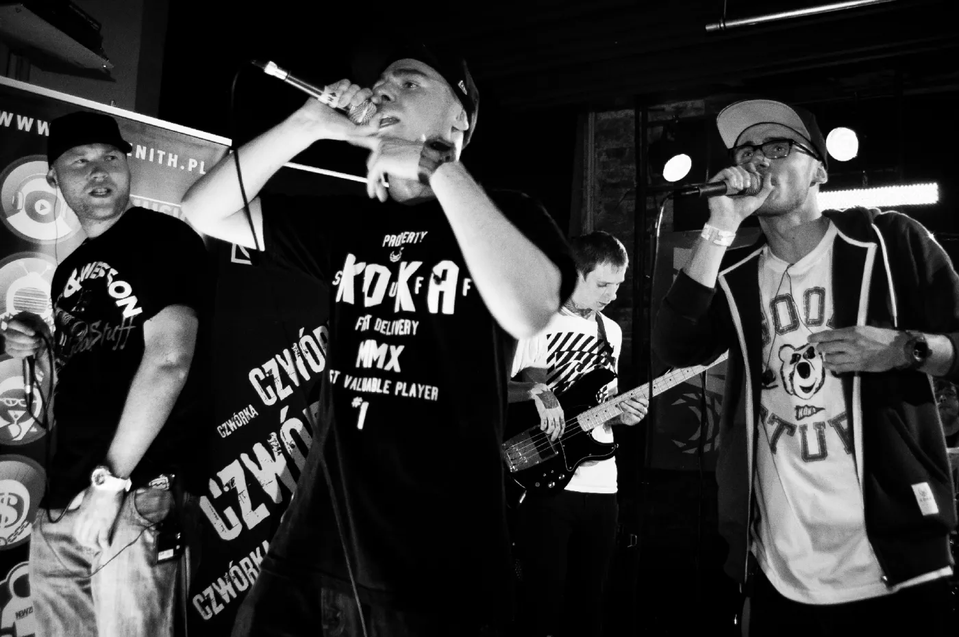 3892404-pezet-malolat-live-band.jpg