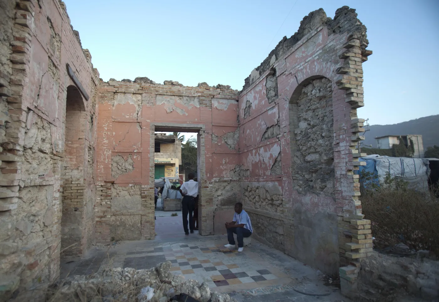 4514065-haiti-trzesienie-ziemi.jpg