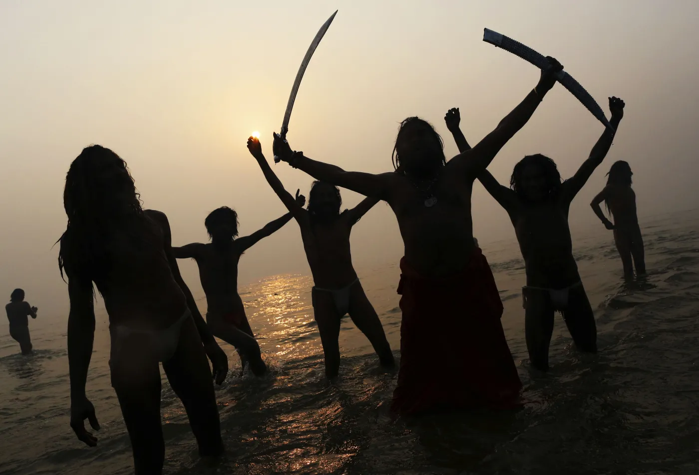 4515568-swieto-kumbh-mela-indie.jpg