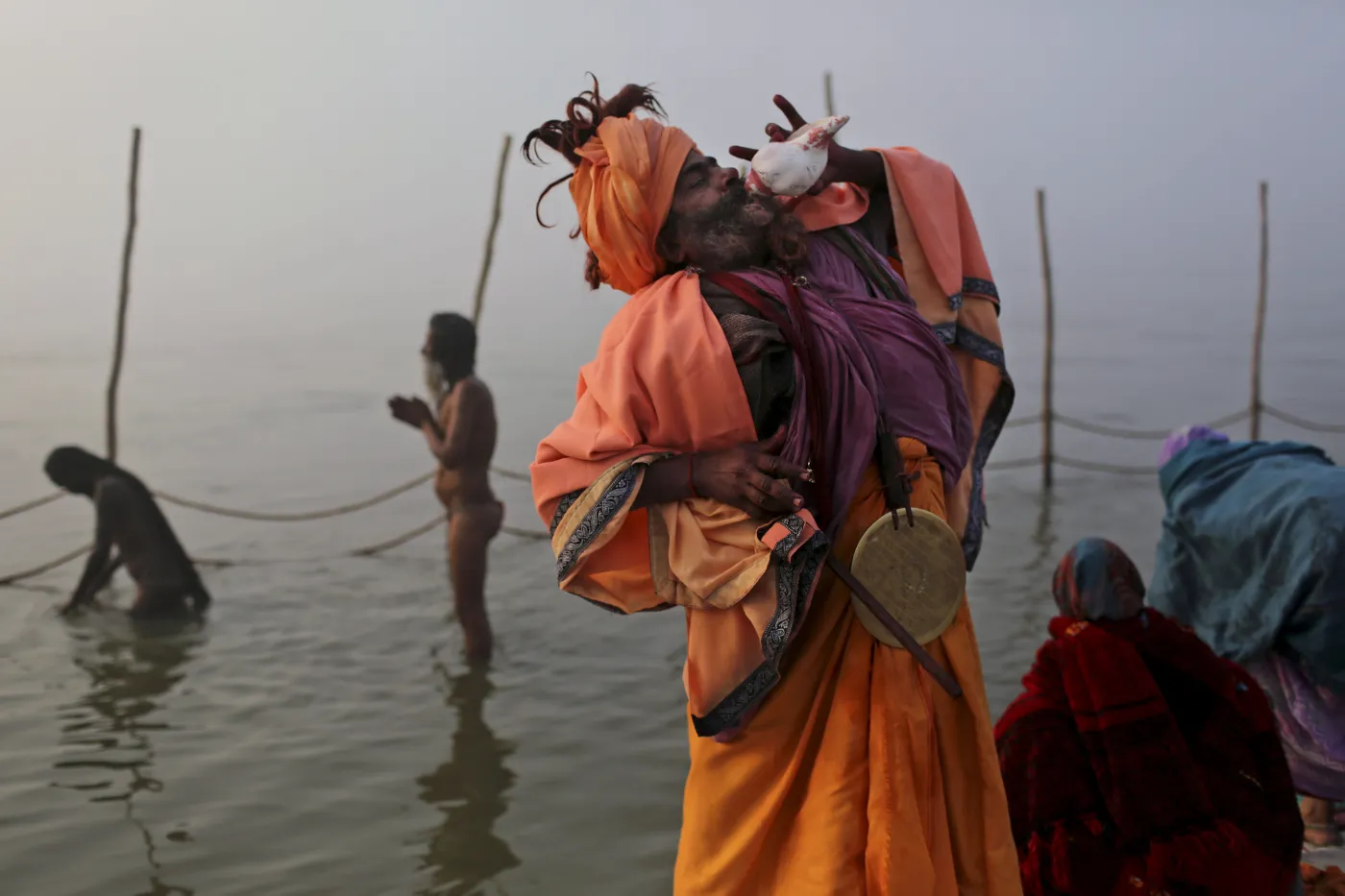 4515655-swieto-kumbh-mela-indie.jpg