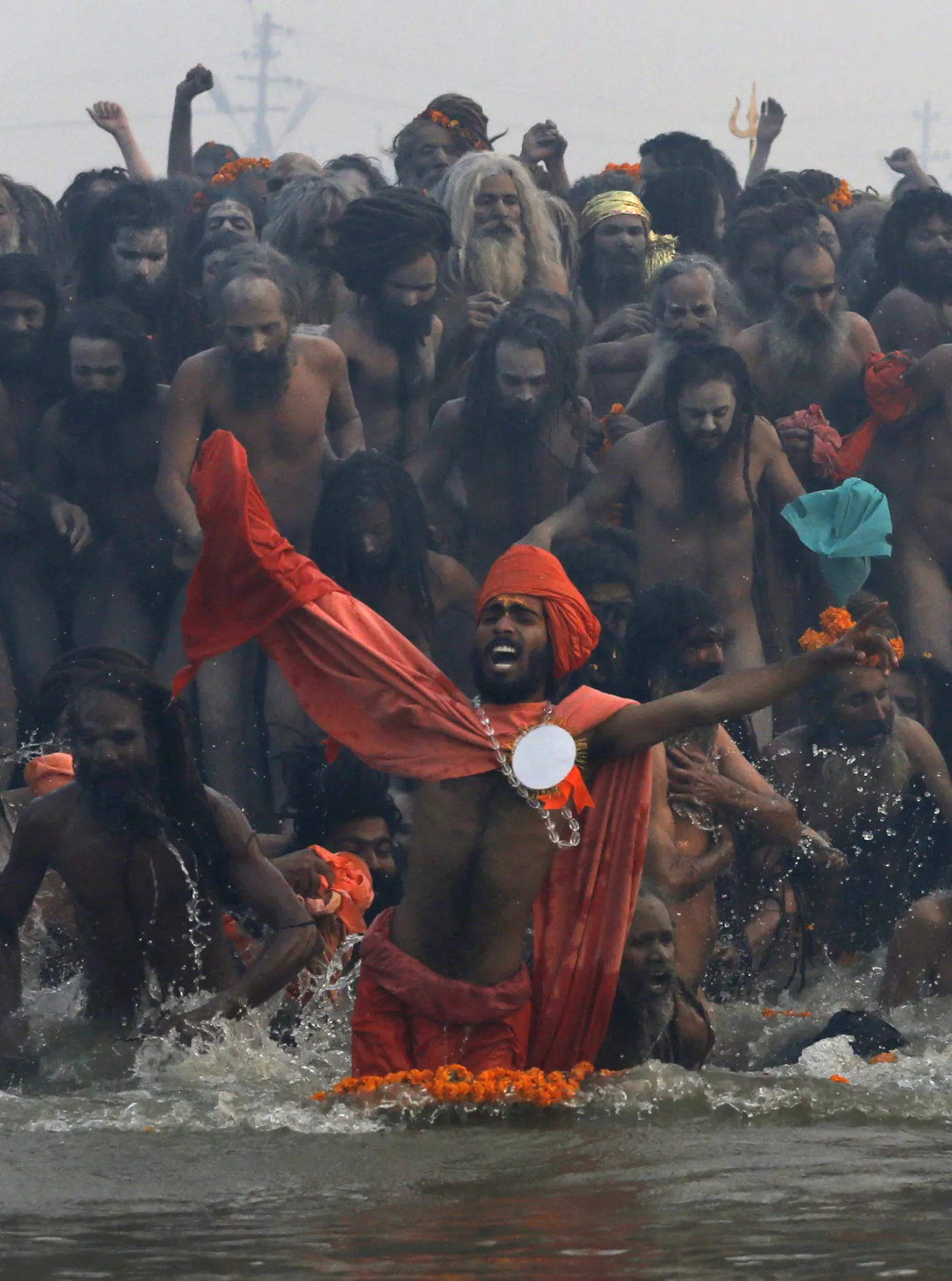 4515887-swieto-kumbh-mela-indie.jpg