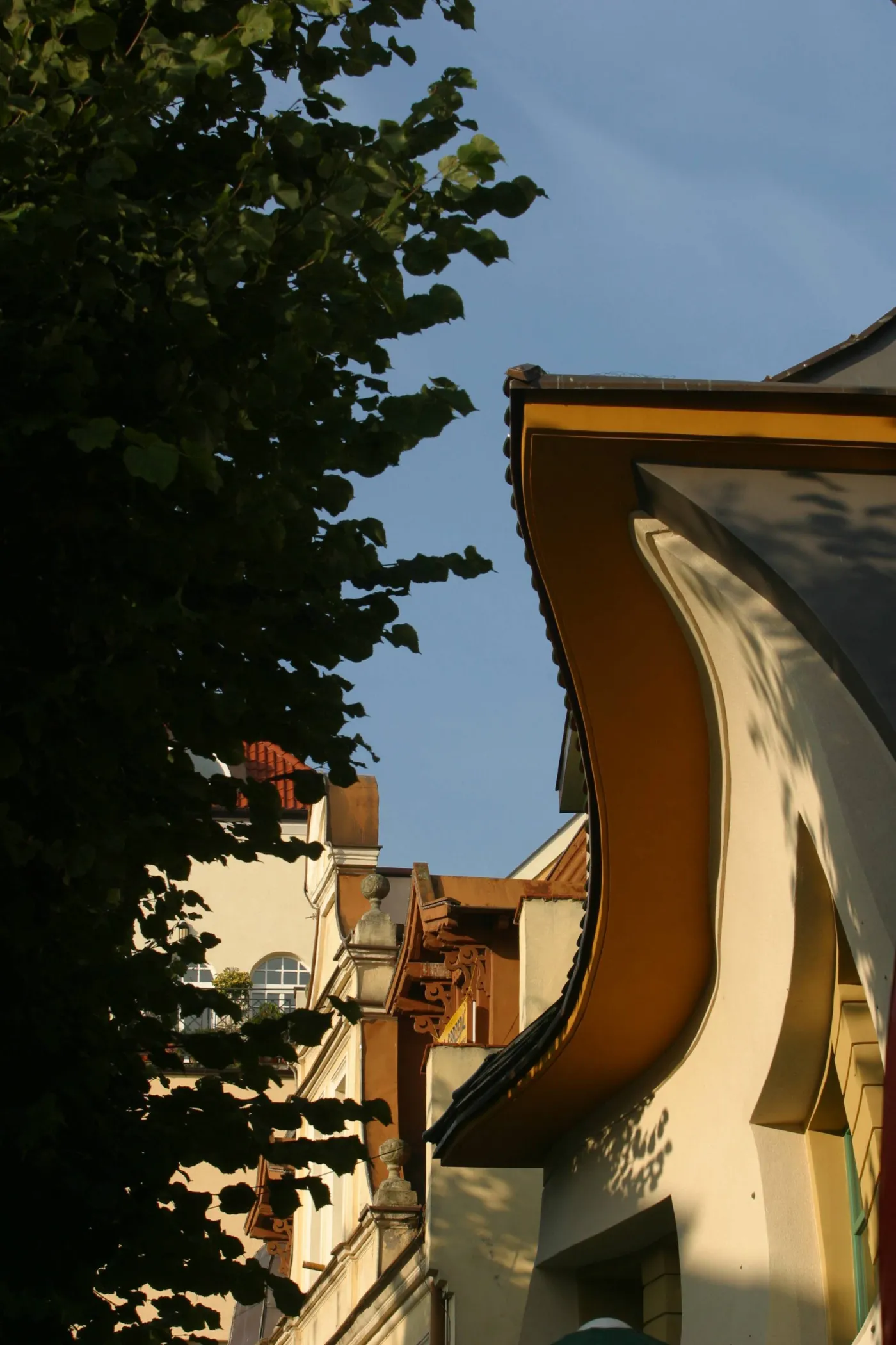4559185-krzywy-domek-w-sopocie.jpg