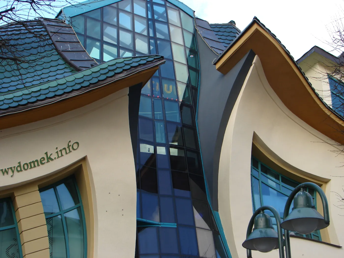 4559214-krzywy-domek-w-sopocie.jpg