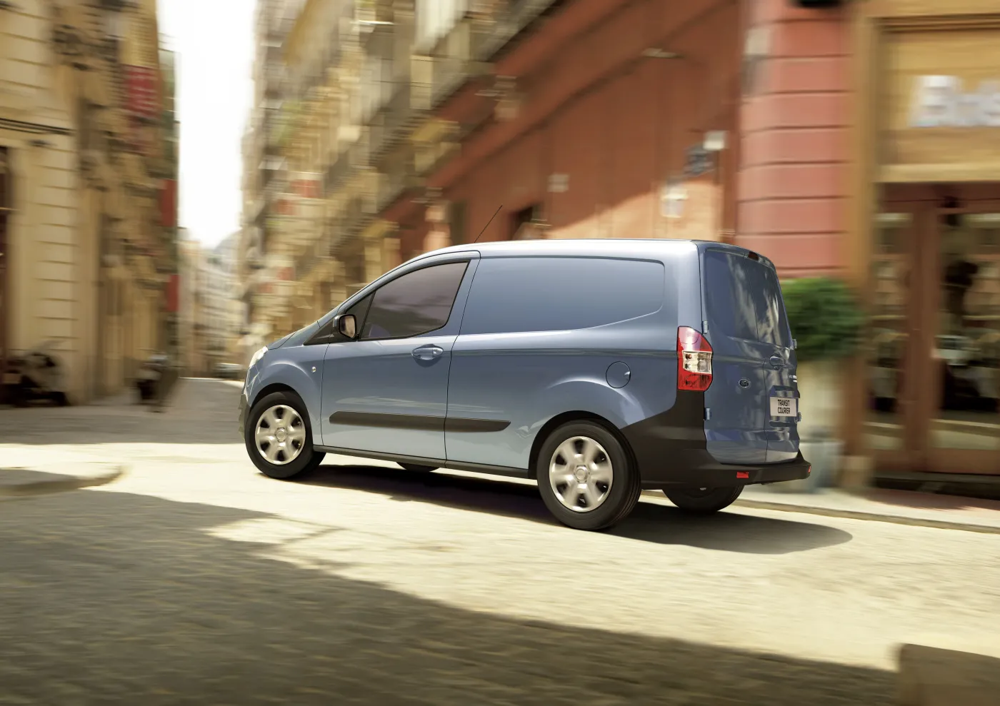 4831787-cv2013-transitcourier-09.jpg