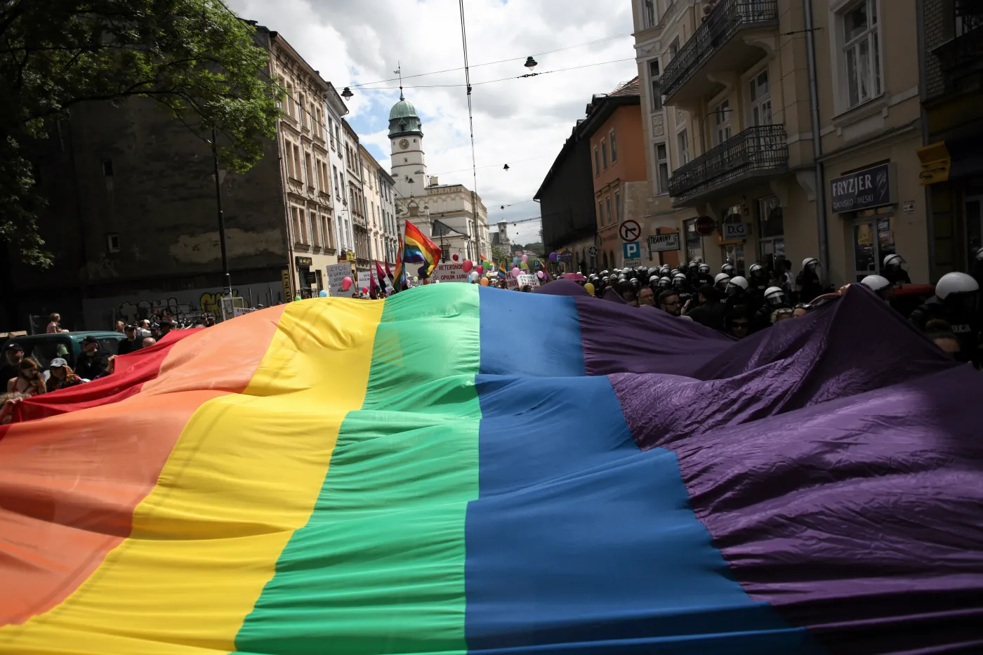 4981411-parada-rownosci-krakow.jpg