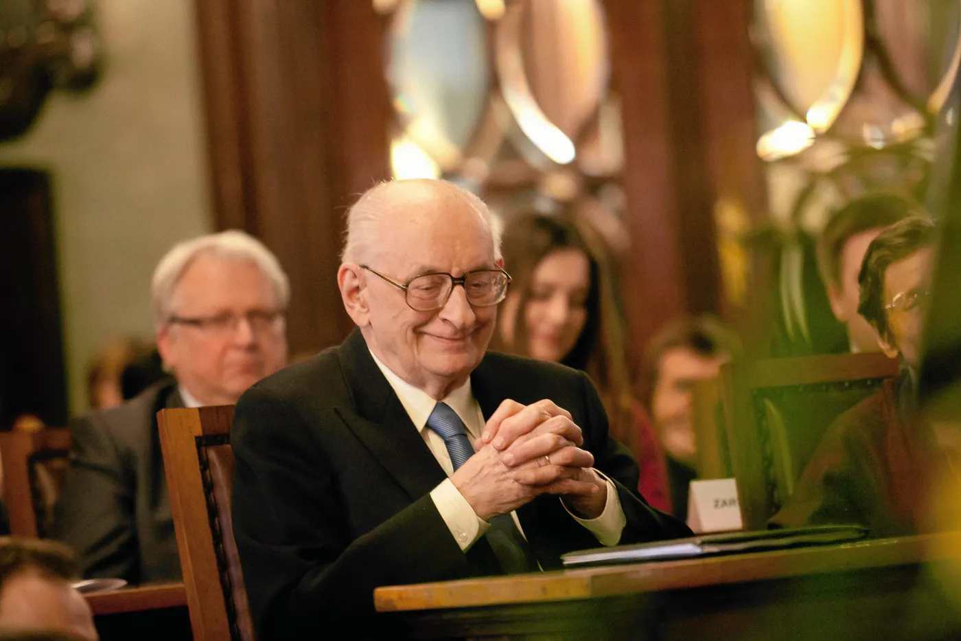 4988473-wladyslaw-bartoszewski.jpg