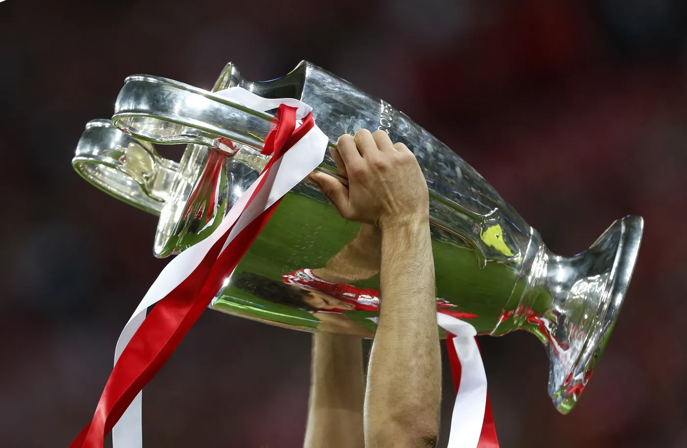 5016014-radosc-pilkarzy-bayernu.jpg