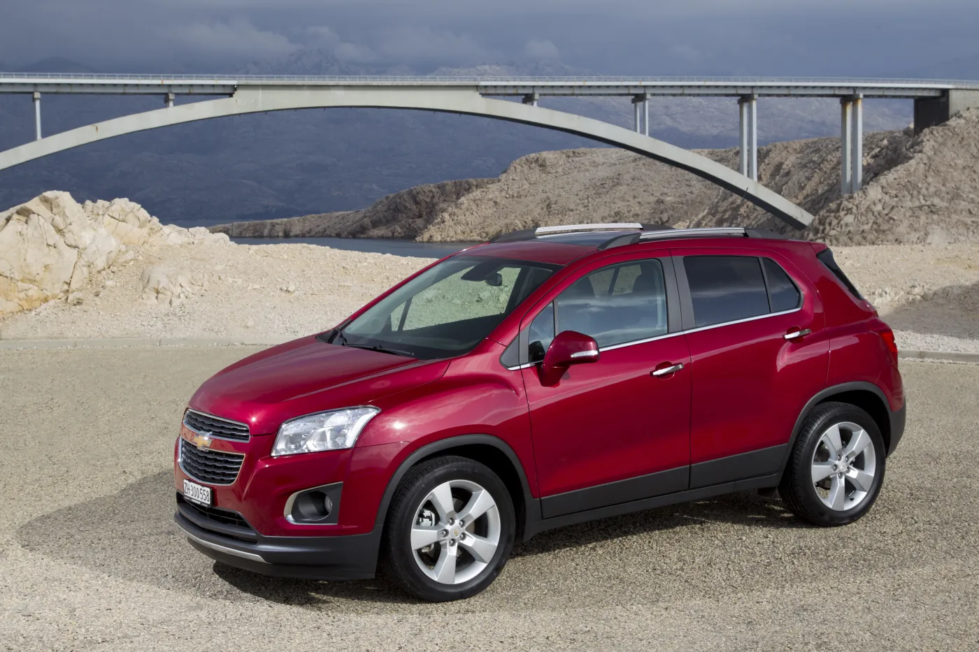 5025400-chevrolettrax-static-08-l.jpg