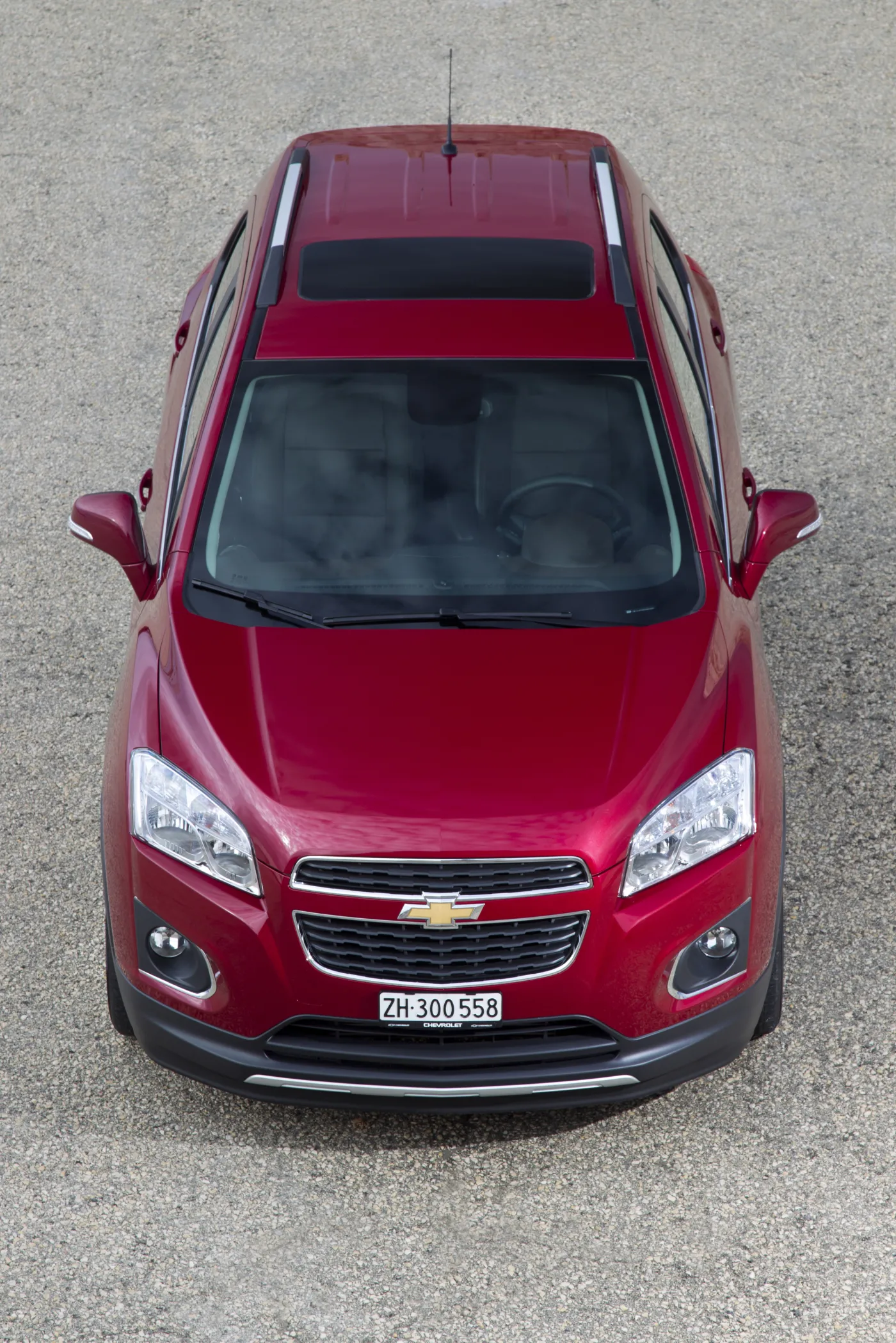 5025487-chevrolettrax-static-18-l.jpg