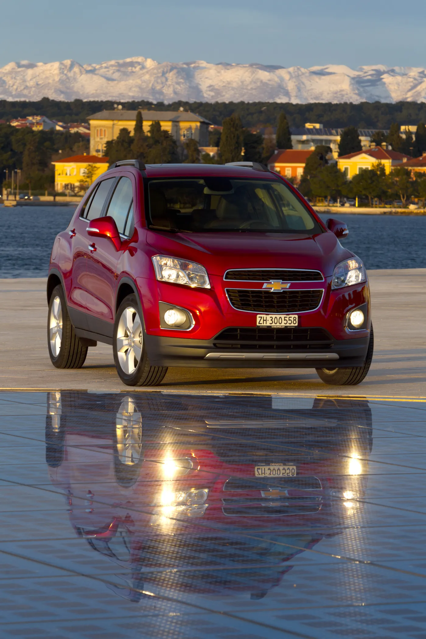 5025917-chevrolettrax-static-16-l.jpg