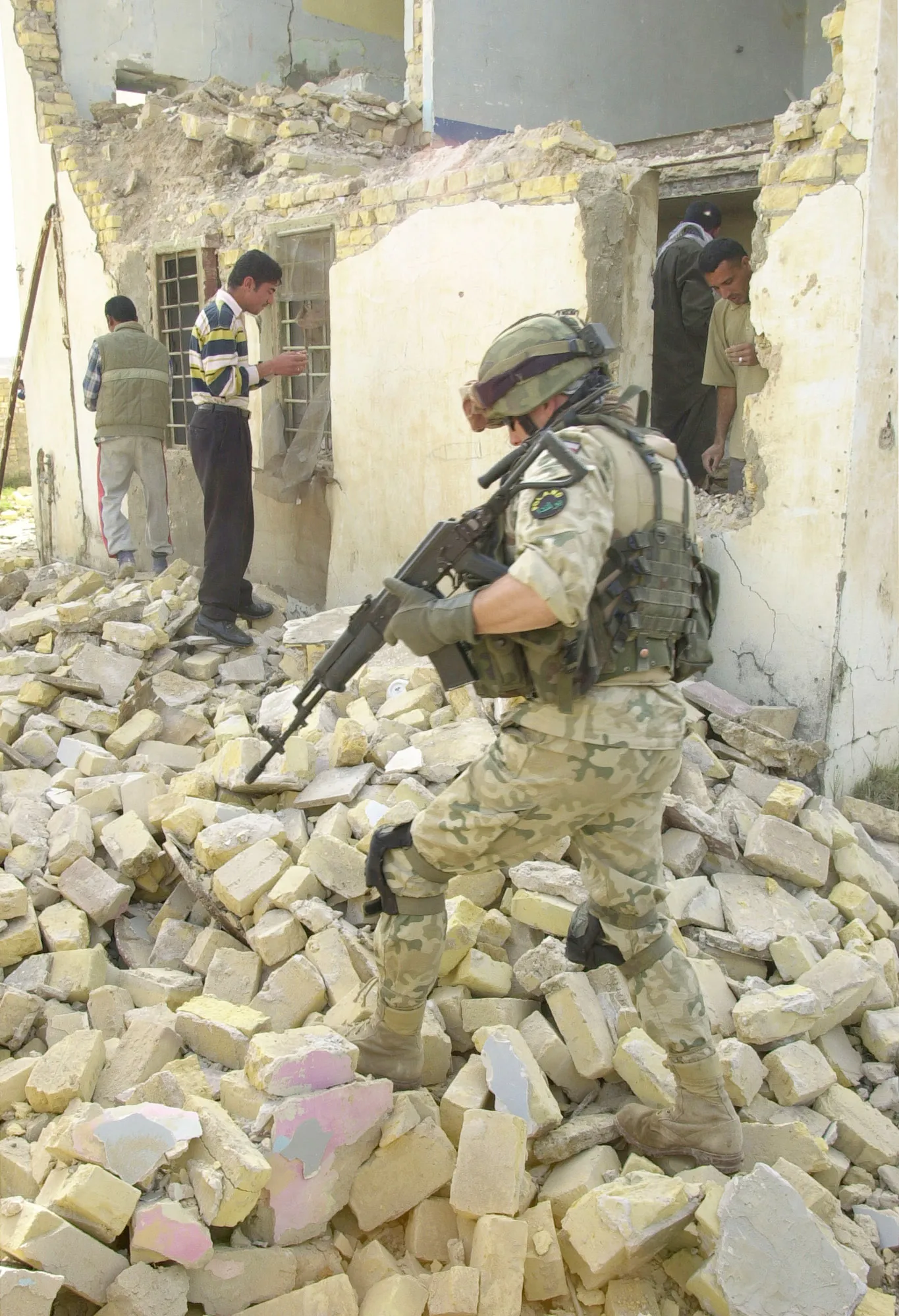4752566-polacy-irak-wojsko-armia.jpg