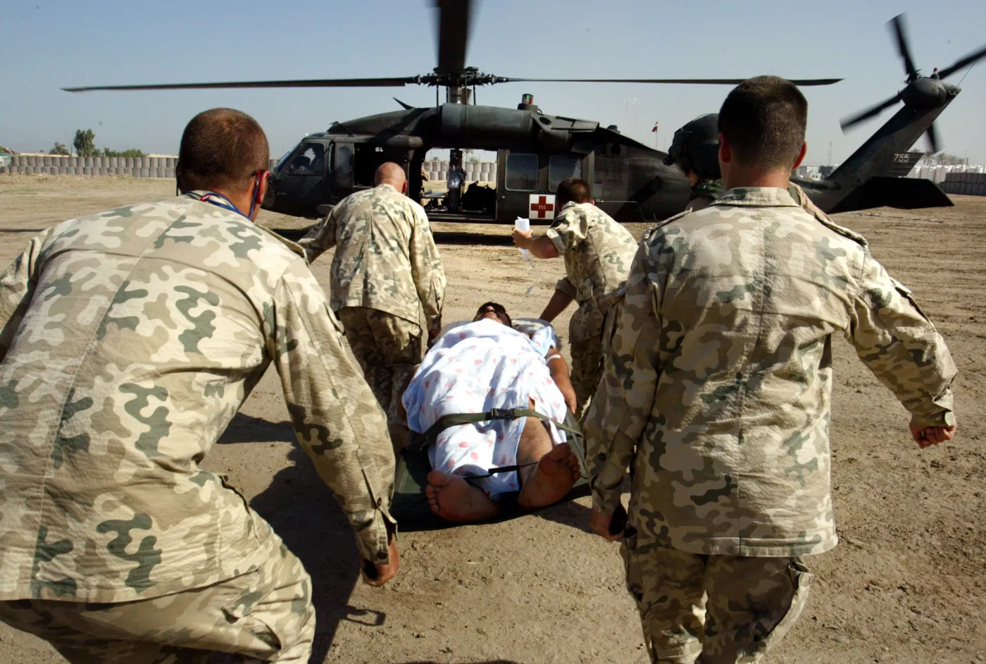 4752624-polacy-irak-wojsko-armia.jpg