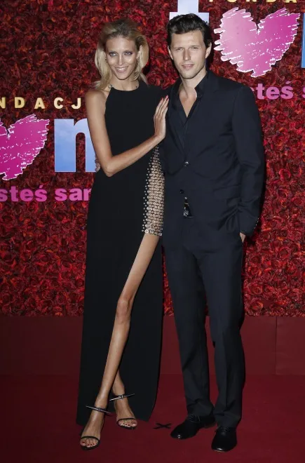 5381967-anja-rubik-sasha-knezevic.jpg