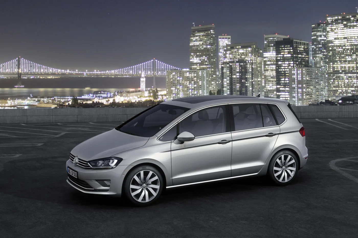 5384243-golf-sportsvan-concept-04.jpg