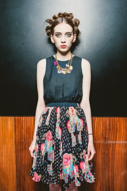 5386297-modne-fryzury-jesien-2013.jpg