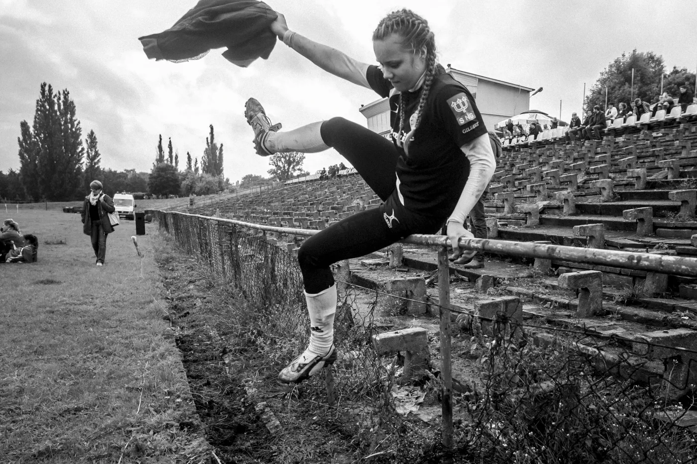 5413850-kobiety-tez-graja-w-rugby.jpg