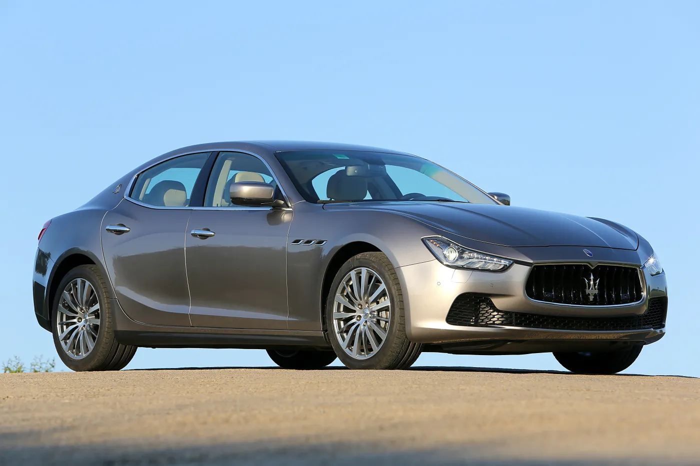 5474638-maserati-ghibli-w-polsce.jpg