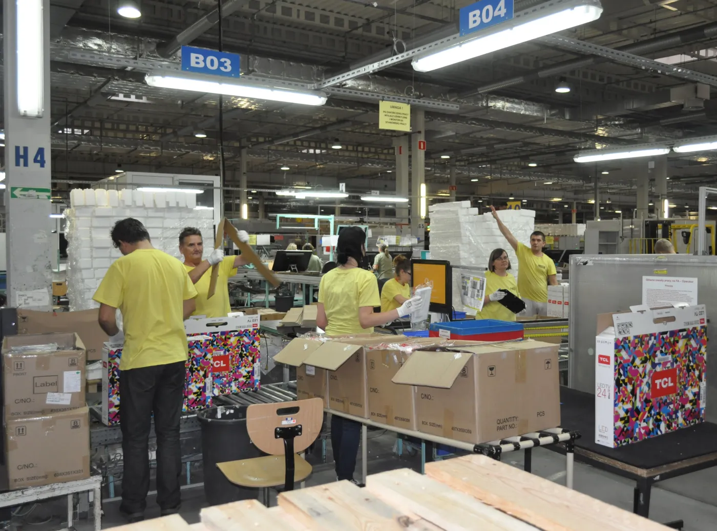 5675568-fabryka-tcl-w-zyrardowie.jpg