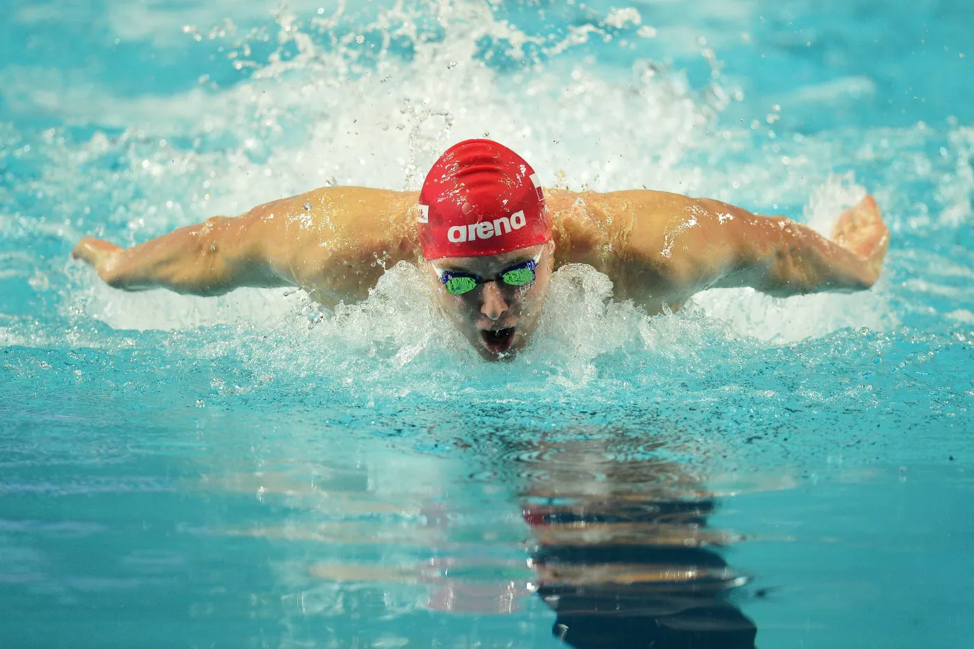 5682721-konrad-czerniak-plywanie.jpg