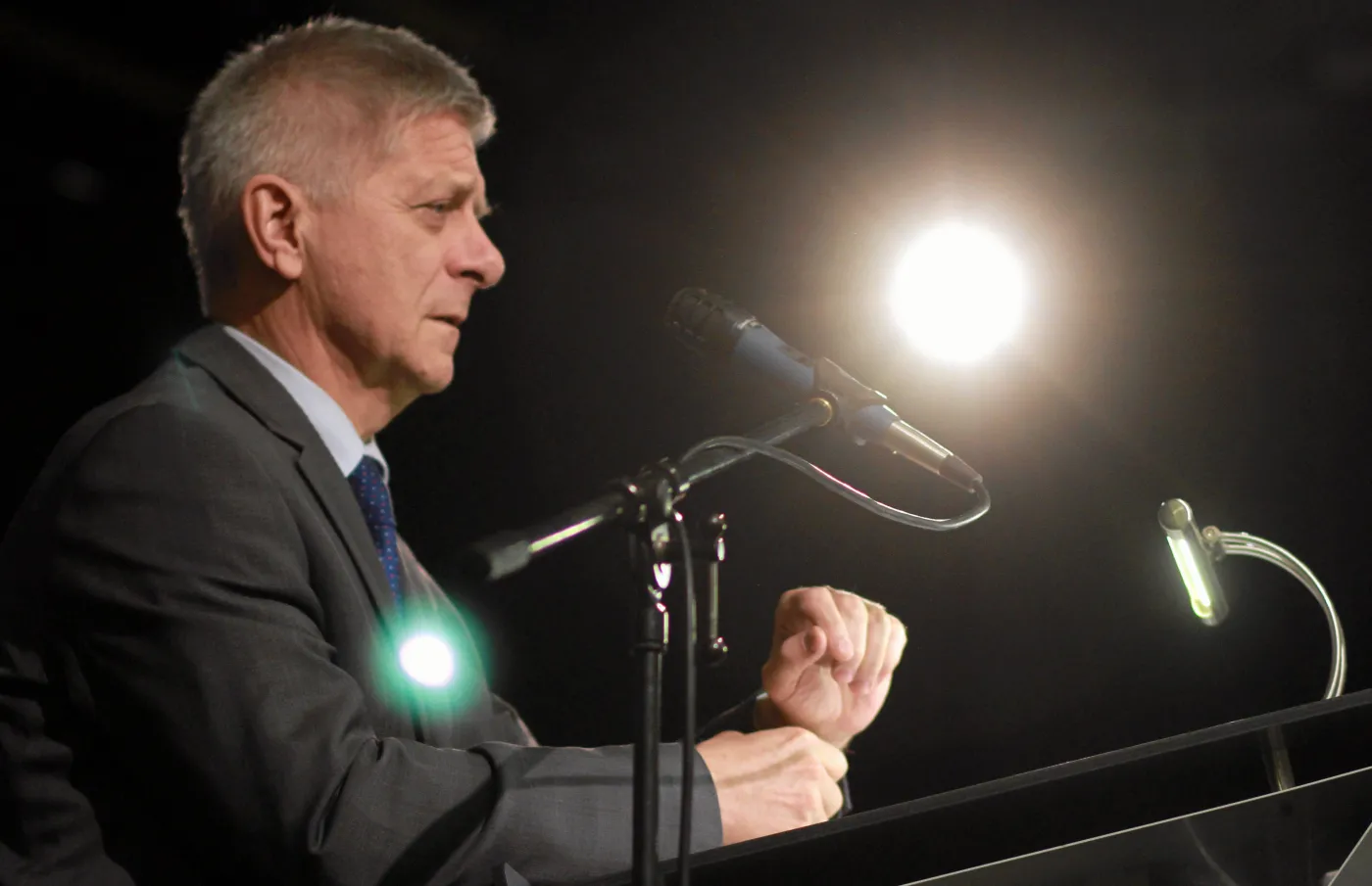 5866303-prezes-nbp-marek-belka.jpg